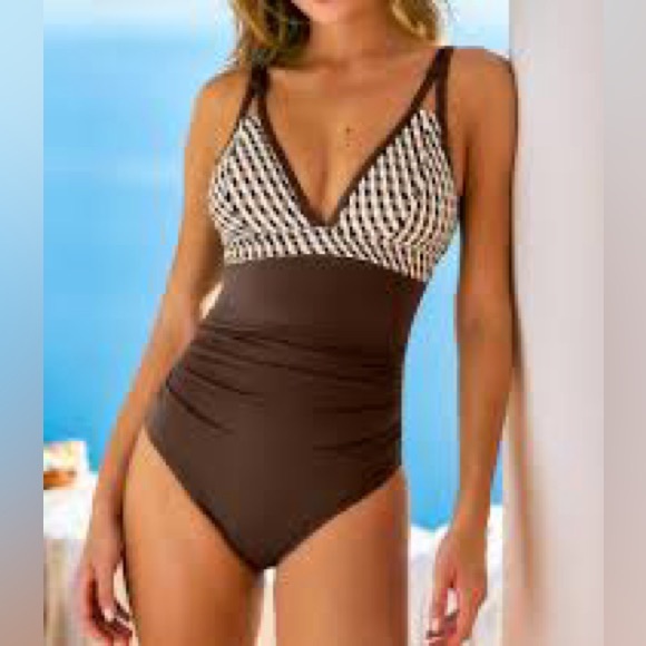 Cupshe Other - Cupshe "Crushing It" Slim & Sculpt Tummy Control One-Piece Swimsuit